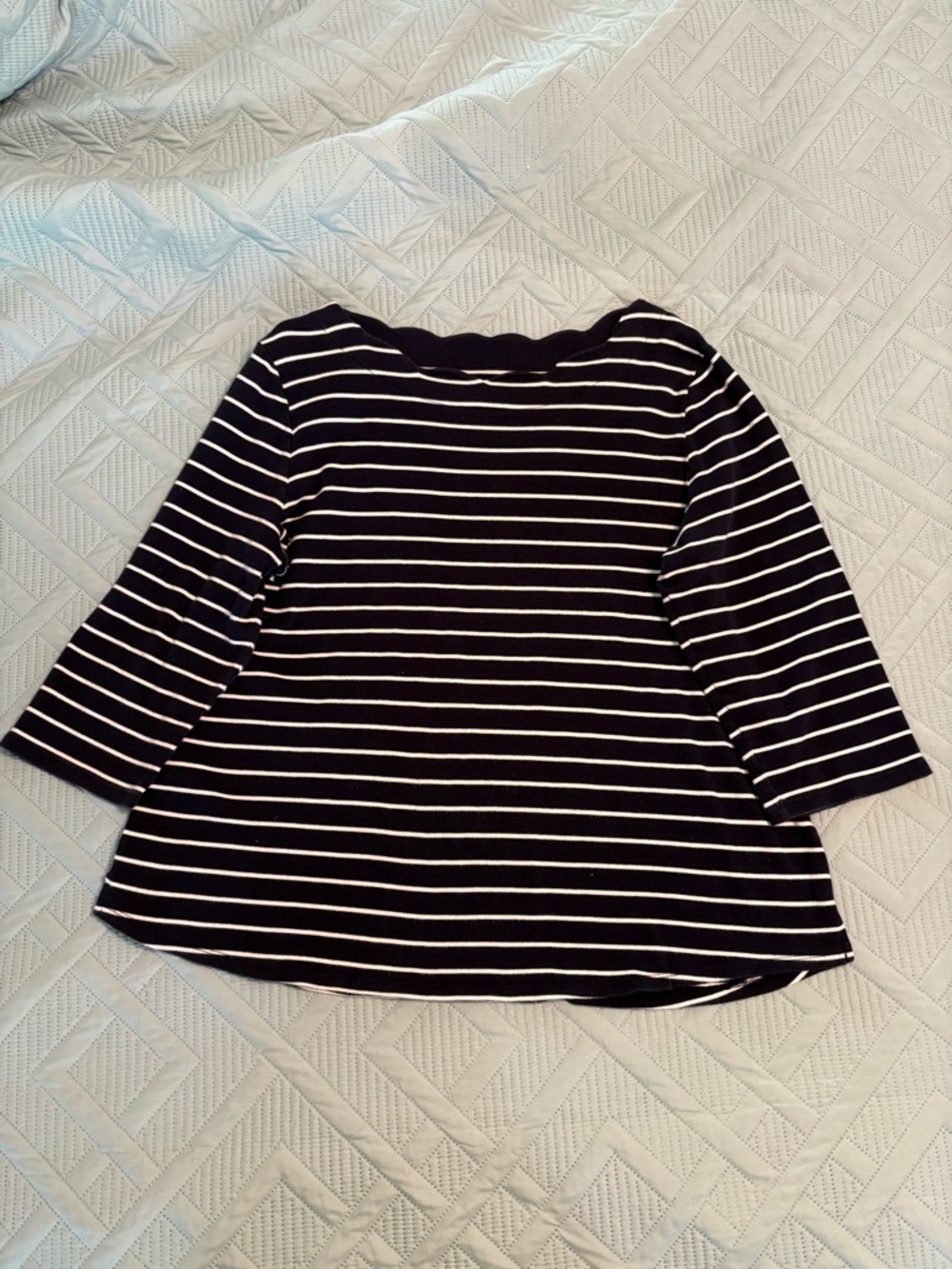 Croft & Barrow Women's XL Stripe 3/4 Sleeve Scallop  Neck Navy/White Top Cotton